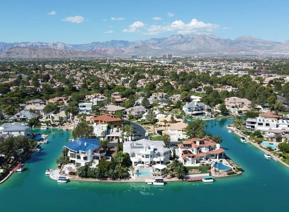 The Lakes, Las Vegas, NV